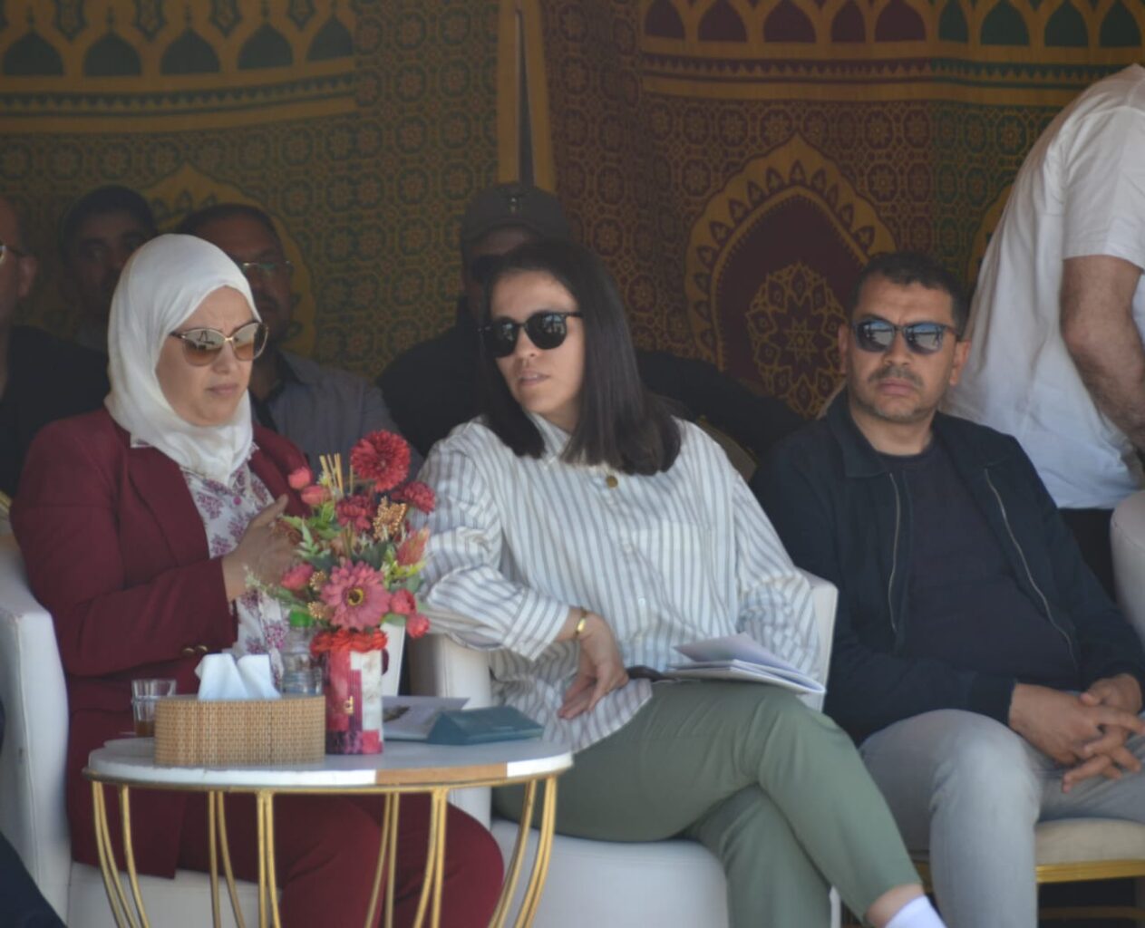 تيفلت تحتضن انطلاقة متميزة للإقصائيات الجهوية لكأس الحسن الثاني للتبوريدة وسط حضور وازن للمسؤولين. 4 1000492867