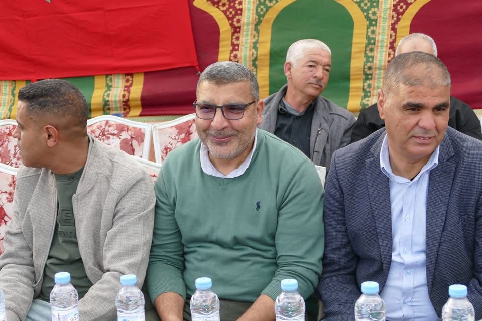 بالصور : عبد القادر لحباب رئيس جماعة تسلطانت يترأس حفل اختتام الدوري الرمضاني بدوار الكواسم 5 1000493574