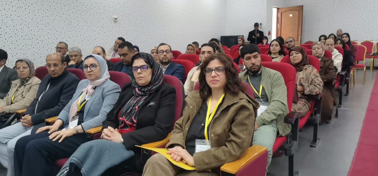 جامعة عبد المالك السعدي بتطوان، تحتضن الدورة العلمية الخامسة والعشرين من أيام البحث العلمي، تحت شعار "البحث والابتكار في خدمة دبلوماسية العلمية". 20 1000495112