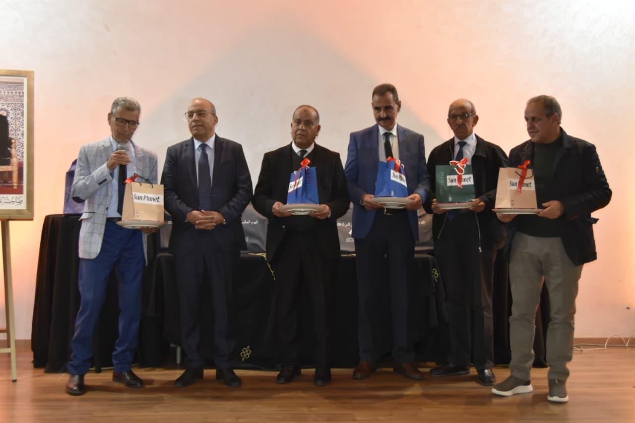 المديرية الجهوية للضرائب بمراكش تعزز ثقافة الاعتراف عبر احتفال يجمع بين التكريم والإشعاع المهني للمرأة 3 1000495263