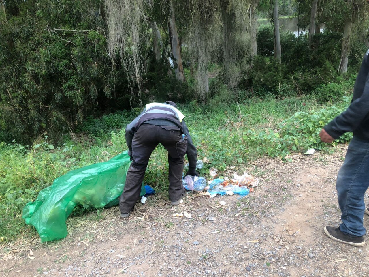 شباب تعاونية سيدي بوغابة… حُرّاس الطبيعة في مواجهة التلوث والحرائق 8 1000495729