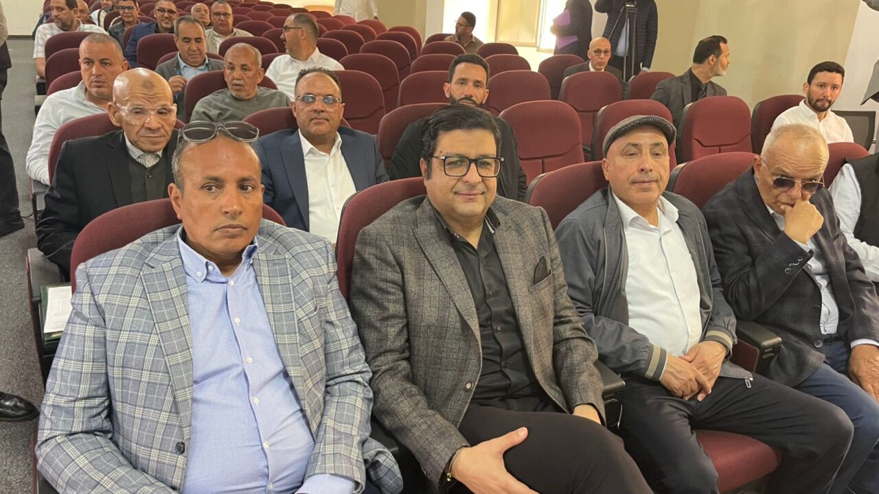 بالصور : كمال بنخالد يترأس الدورة العادية لغرفة التجارة والصناعة والخدمات بجهة مراكش-آسفي ويؤكد على تعزيز الدينامية الاقتصادية 6 1000500147