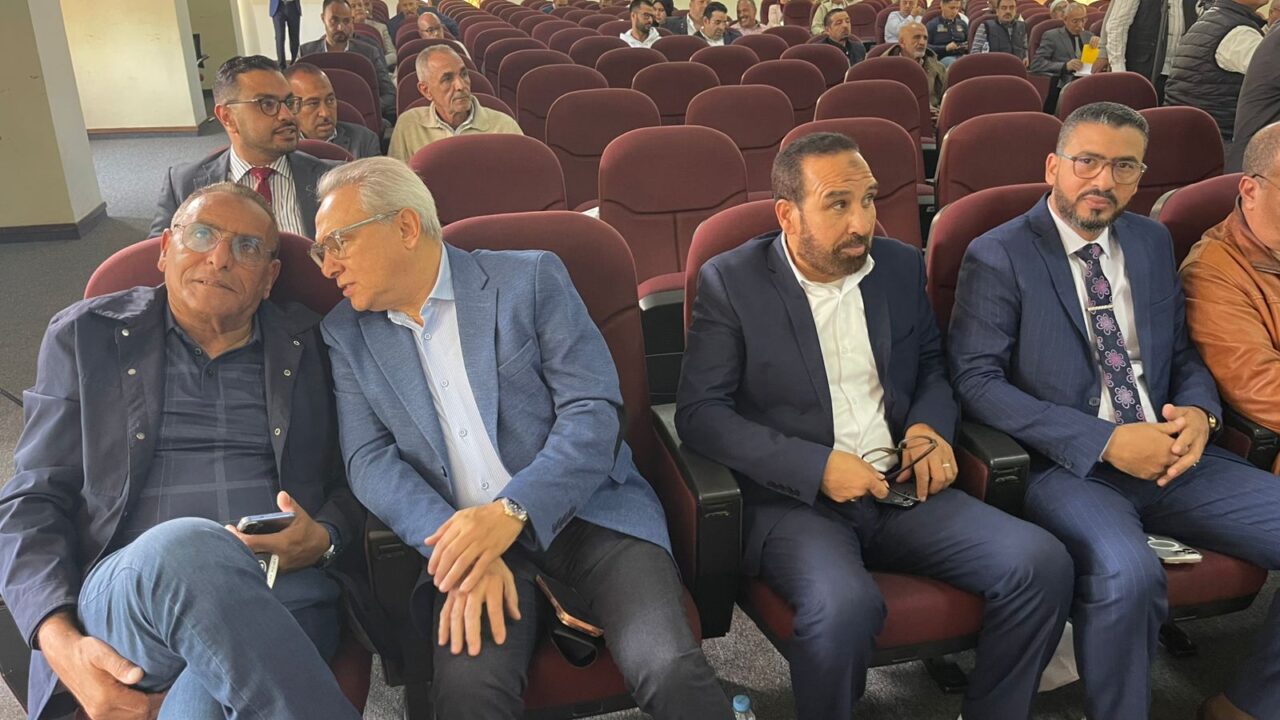 بالصور : كمال بنخالد يترأس الدورة العادية لغرفة التجارة والصناعة والخدمات بجهة مراكش-آسفي ويؤكد على تعزيز الدينامية الاقتصادية 8 1000500149