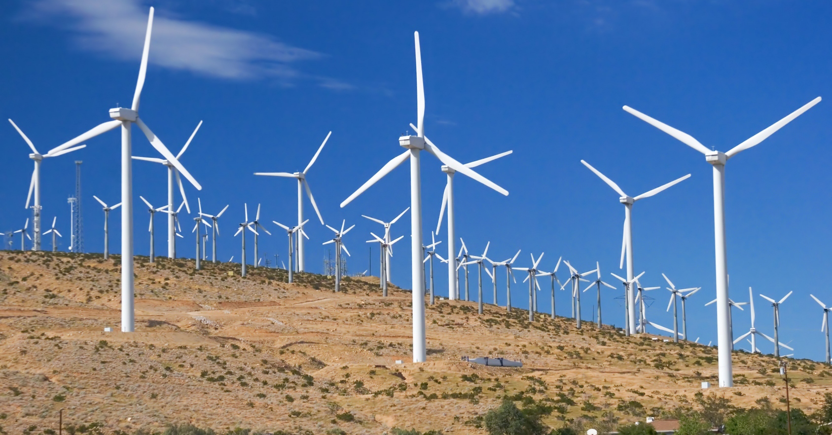 طاقة المغرب تسرع توسعها في الطاقة المتجددة وتطلق مشروع محطة الرياح بوجميل
